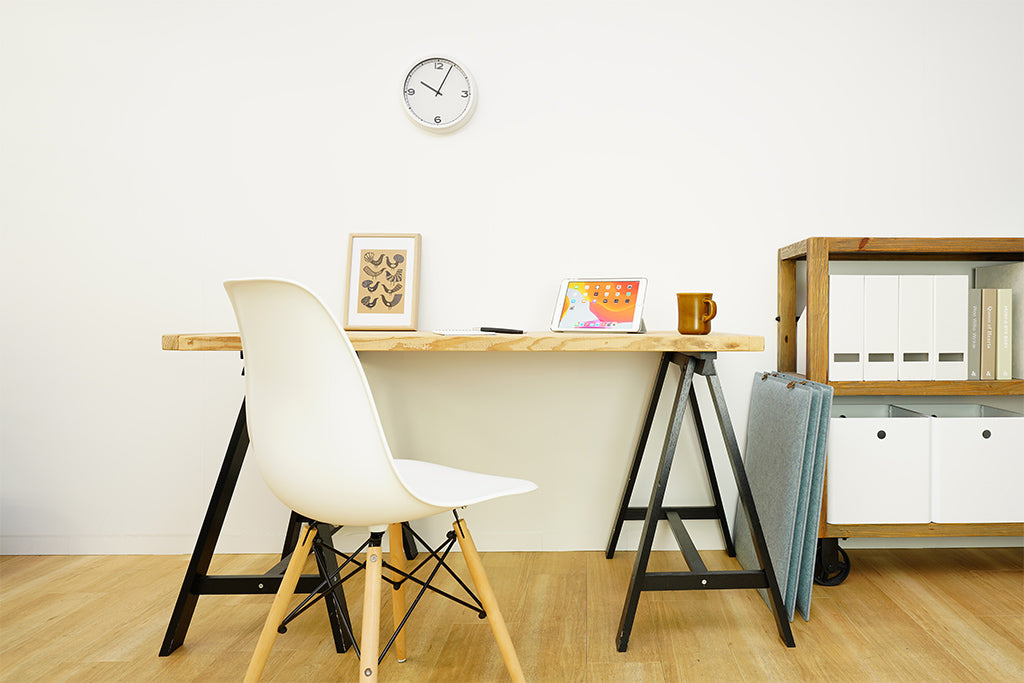 スリムで場所を取らない